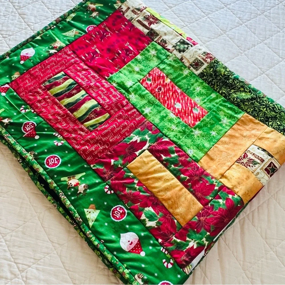 New Handmade Christmas Patchwork Quilt – 36” x 46” – Cozy Holiday Lap Blanket